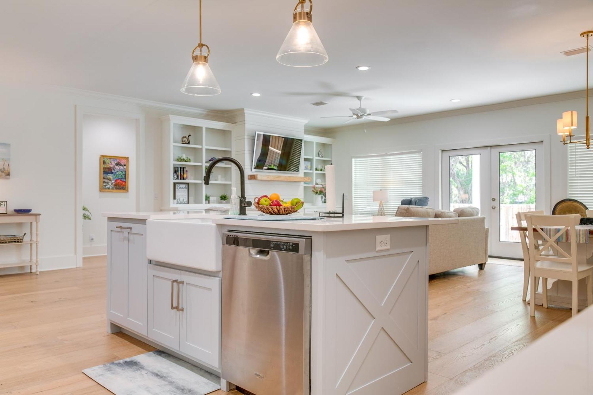 Chic St Simons Island Vacation Rental With Backyard St. Simons Island Exterior photo